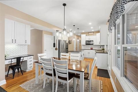 Tiny photo for 3090 Reynoldsburg - New Albany Road, New Albany, OH 43054 (MLS # 226002732)