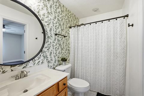 Tiny photo for 3090 Reynoldsburg - New Albany Road, New Albany, OH 43054 (MLS # 226002732)