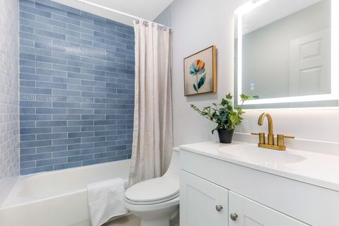 Tiny photo for 3747 Christie Road W, Columbus, OH 43207 (MLS # 225039585)
