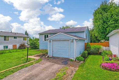 Tiny photo for 3747 Christie Road W, Columbus, OH 43207 (MLS # 225039585)