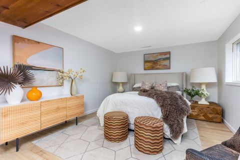 Tiny photo for 3747 Christie Road W, Columbus, OH 43207 (MLS # 225039585)