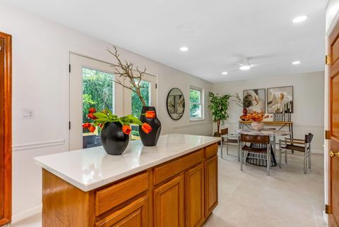 Tiny photo for 3747 Christie Road W, Columbus, OH 43207 (MLS # 225039585)