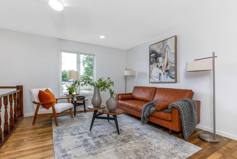 Tiny photo for 3747 Christie Road W, Columbus, OH 43207 (MLS # 225039585)