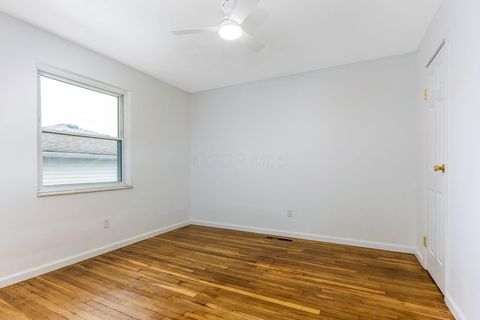 Tiny photo for 3747 Christie Road W, Columbus, OH 43207 (MLS # 225039585)