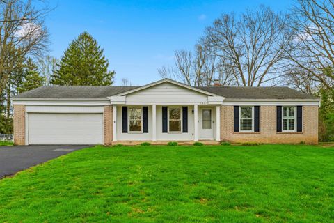 Photo of 784 Noe Bixby Road, Columbus, OH 43213 (MLS # 226010607)