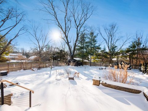 Tiny photo for 2731 Clifton Road, Columbus, OH 43221 (MLS # 226003183)