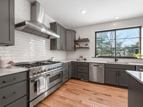 Tiny photo for 2731 Clifton Road, Columbus, OH 43221 (MLS # 226003183)