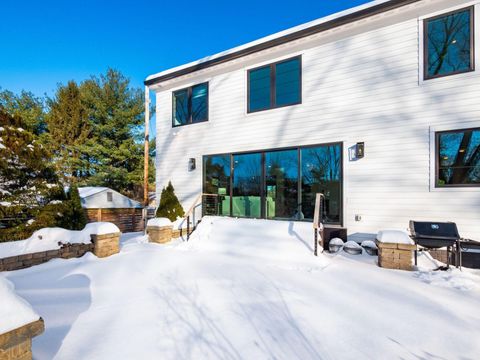 Tiny photo for 2731 Clifton Road, Columbus, OH 43221 (MLS # 226003183)