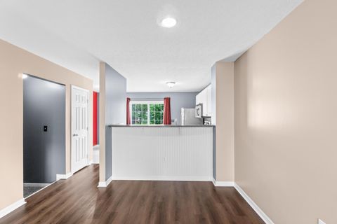 Tiny photo for 7274 Colonial Affair Drive 11 #11, New Albany, OH 43054 (MLS # 226016625)
