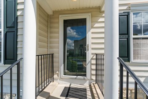 Tiny photo for 7274 Colonial Affair Drive 11 #11, New Albany, OH 43054 (MLS # 226016625)