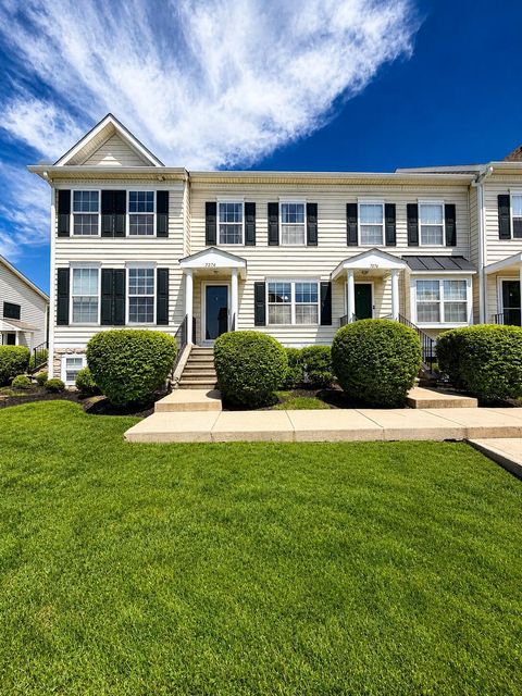 7274 Colonial Affair Drive 11 New Albany OH 43054