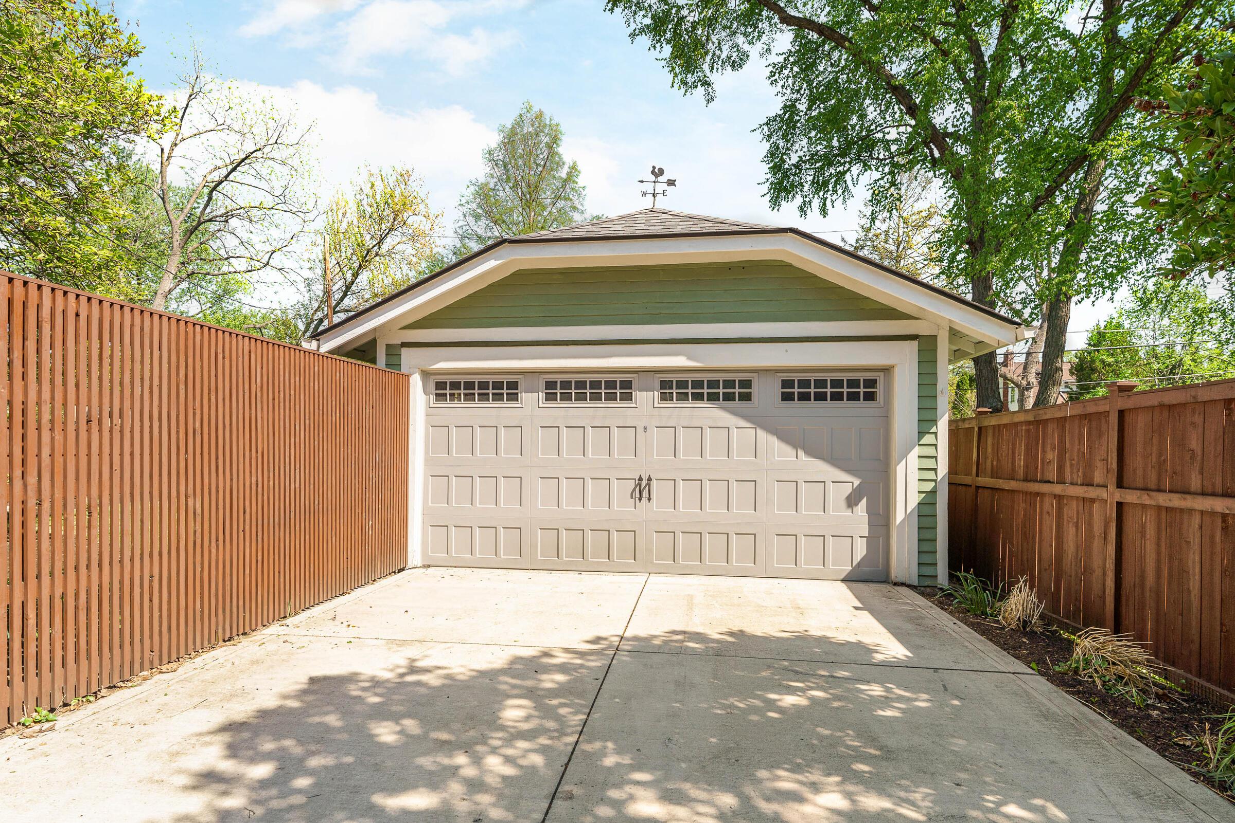 54 Webster Park Avenue