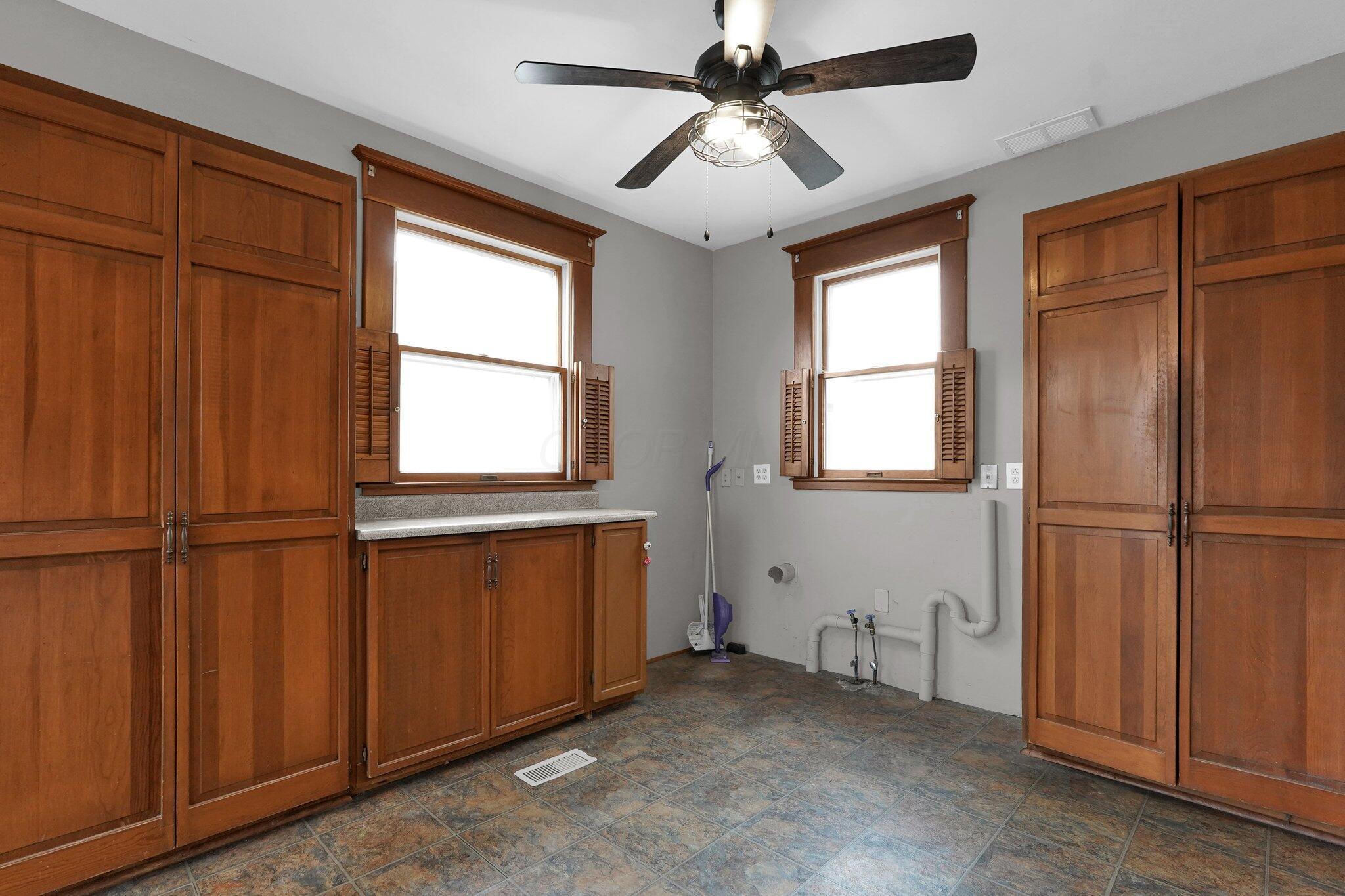 125 W Mound Street, South Charleston, Ohio image 16