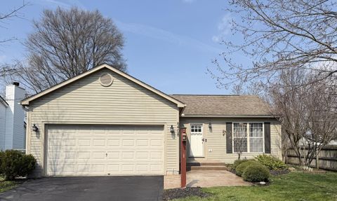 Photo of 6408 Pinefield Drive, Hilliard, OH 43026 (MLS # 226009453)