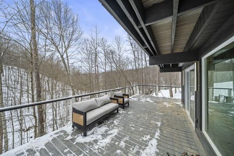 Tiny photo for 57488 Walnut Grove Road, McArthur, OH 45651 (MLS # 226003516)