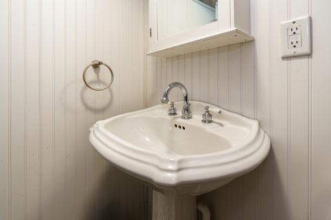 Tiny photo for 33 E Frankfort Street, Columbus, OH 43206 (MLS # 225045476)