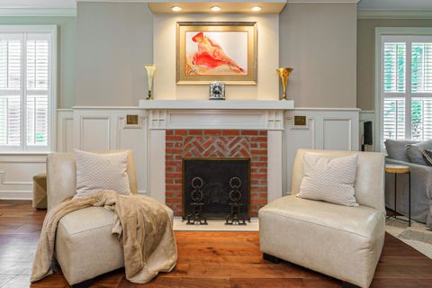 Tiny photo for 33 E Frankfort Street, Columbus, OH 43206 (MLS # 225045476)