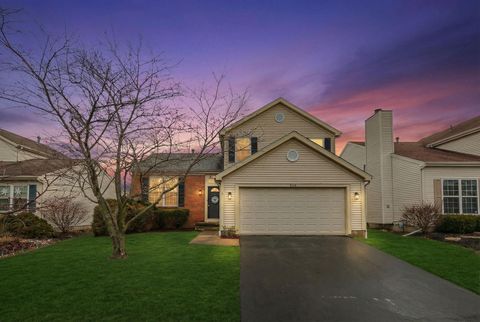 Photo of 554 Garden Drive, Marysville, OH 43040 (MLS # 225046110)