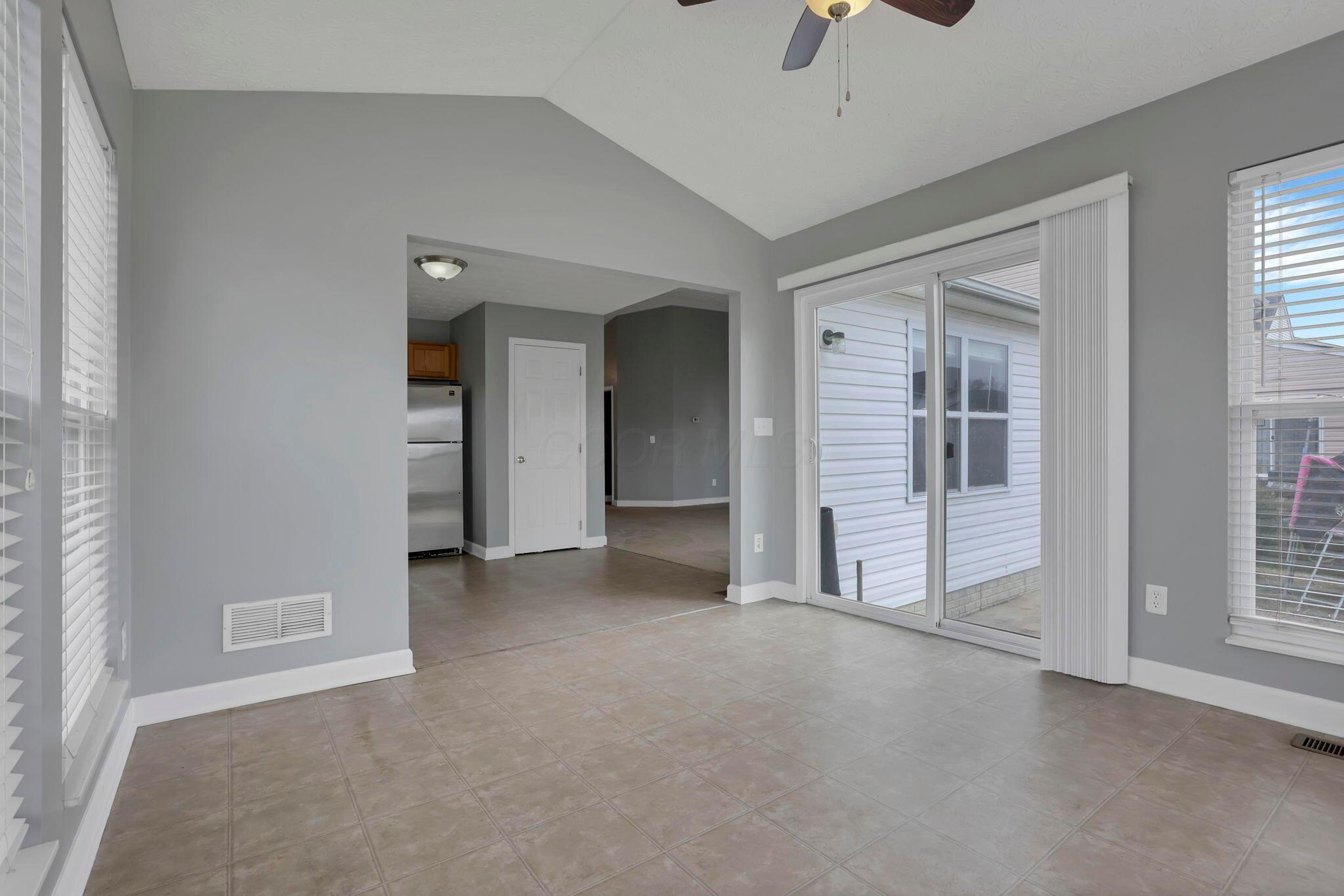 537 Stone Shadow Drive, Blacklick, Ohio image 22