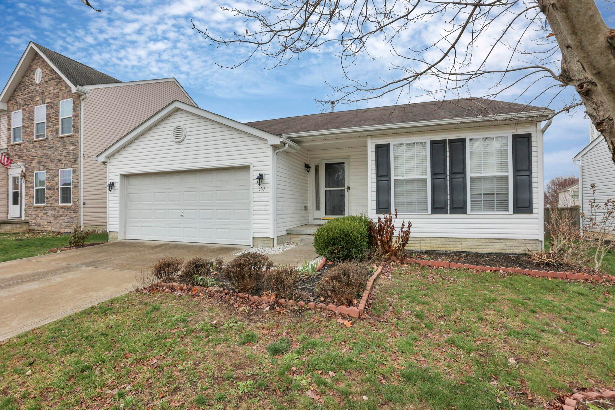 537 Stone Shadow Drive, Blacklick, Ohio image 6