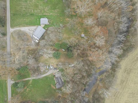 Photo of 3787 Refugee Road SW, Hebron, OH 43025 (MLS # 225044293)