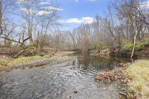 Photo of 3787 Refugee Road SW, Hebron, OH 43025 (MLS # 225044293)