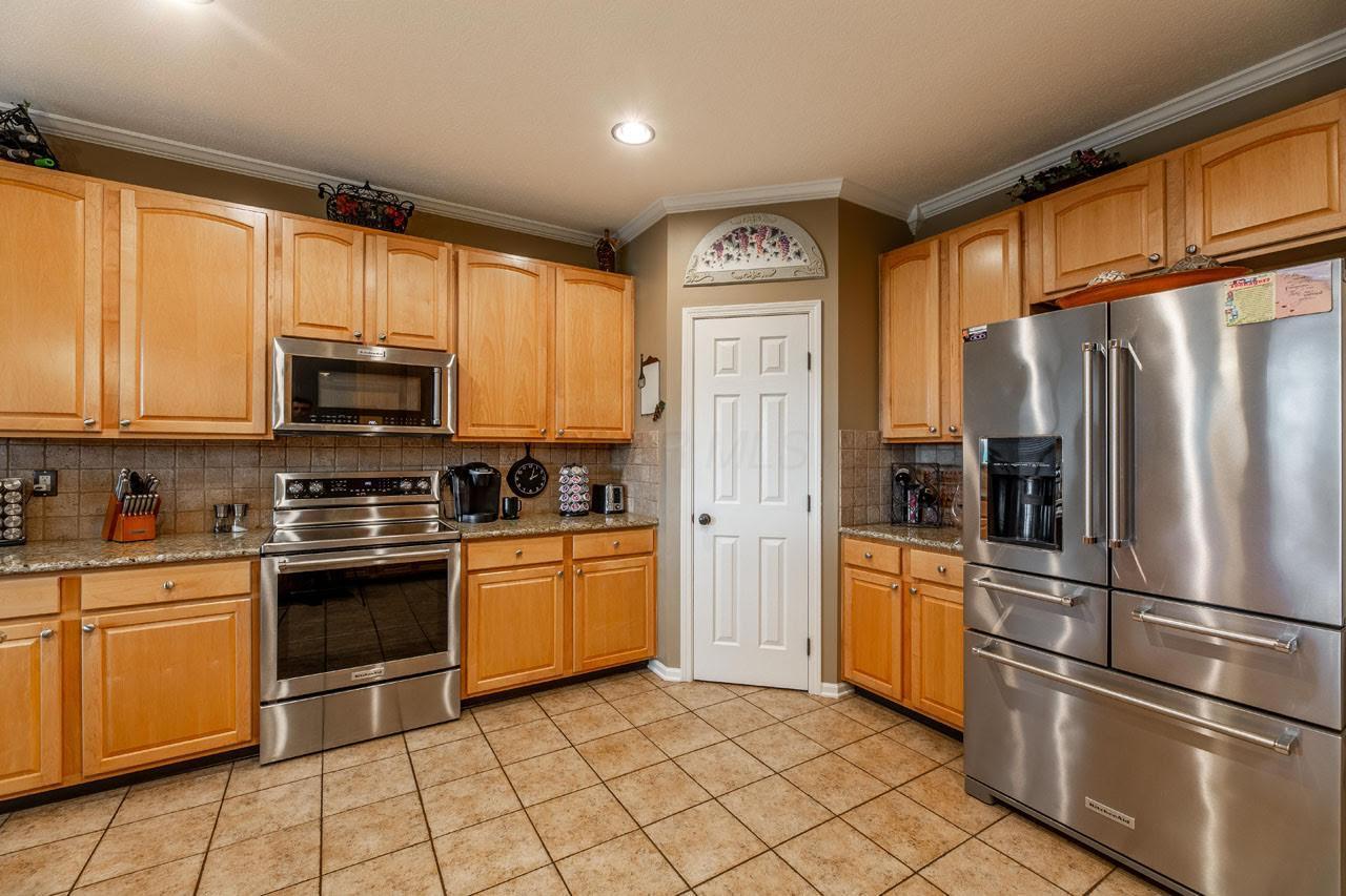 8181 Trail Lake Drive, Powell, Ohio image 17