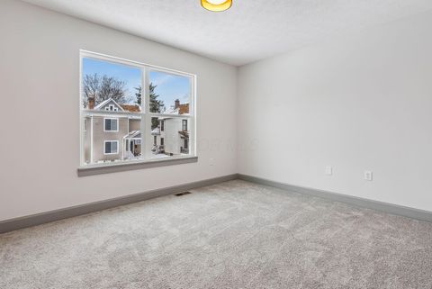 Tiny photo for 910 Ellsworth Avenue, Columbus, OH 43206 (MLS # 226002715)