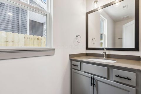 Tiny photo for 910 Ellsworth Avenue, Columbus, OH 43206 (MLS # 226002715)