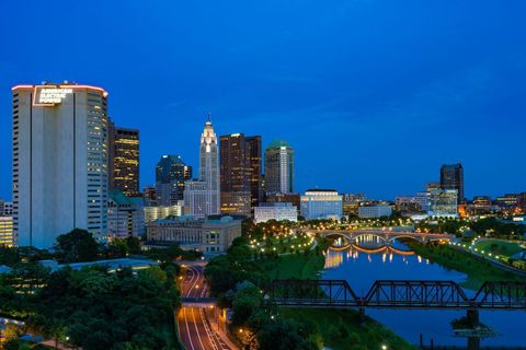 Tiny photo for 1 Miranova Place 730 #730, Columbus, OH 43215 (MLS # 226007035)