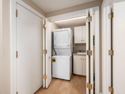 Tiny photo for 1 Miranova Place 730 #730, Columbus, OH 43215 (MLS # 226007035)