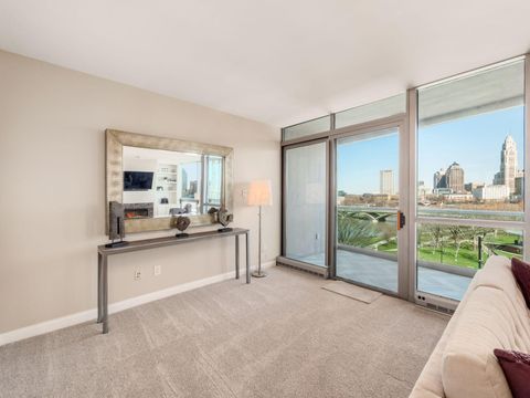 Tiny photo for 1 Miranova Place 730 #730, Columbus, OH 43215 (MLS # 226007035)