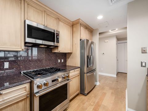 Tiny photo for 1 Miranova Place 730 #730, Columbus, OH 43215 (MLS # 226007035)