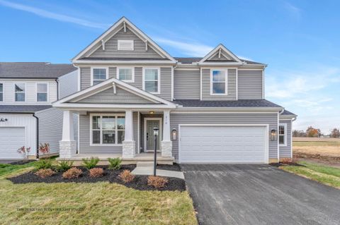 Photo of 210 Scotsgrove Drive, Pataskala, OH 43062 (MLS # 225019874)