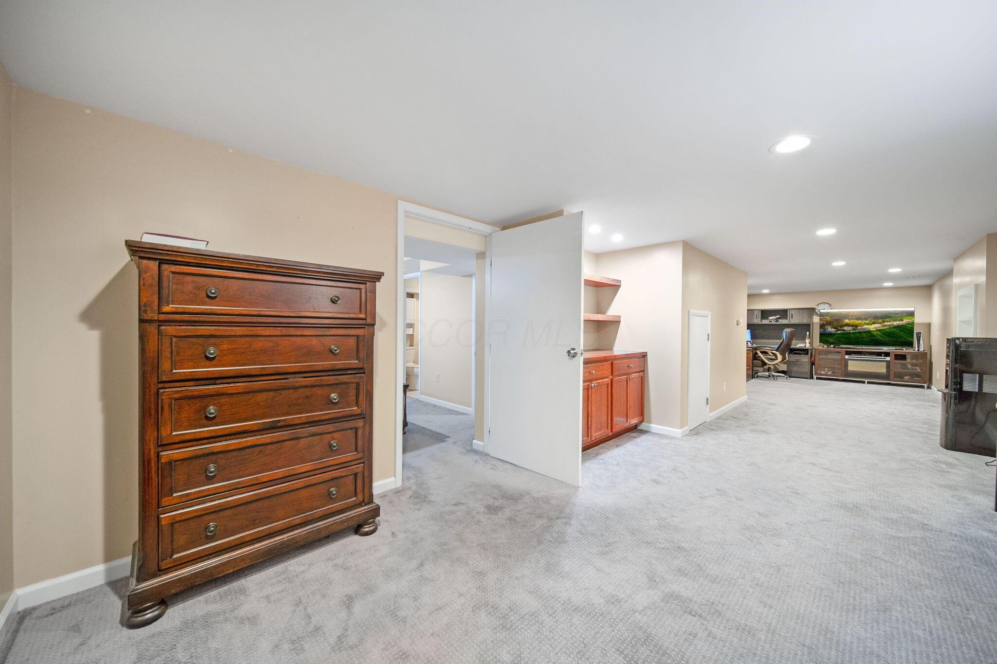 1295 Oakland Avenue, Columbus, Ohio image 37