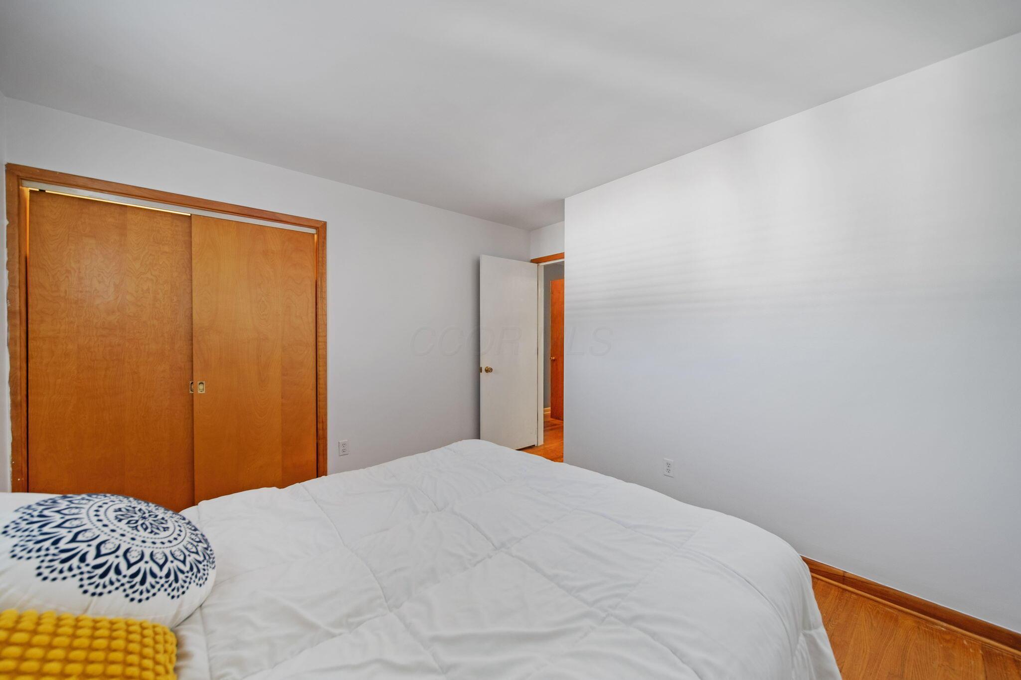 1295 Oakland Avenue, Columbus, Ohio image 31