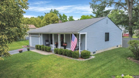 Homes For Sale - 2300 Benning Drive<br/> Powell, OH 43065