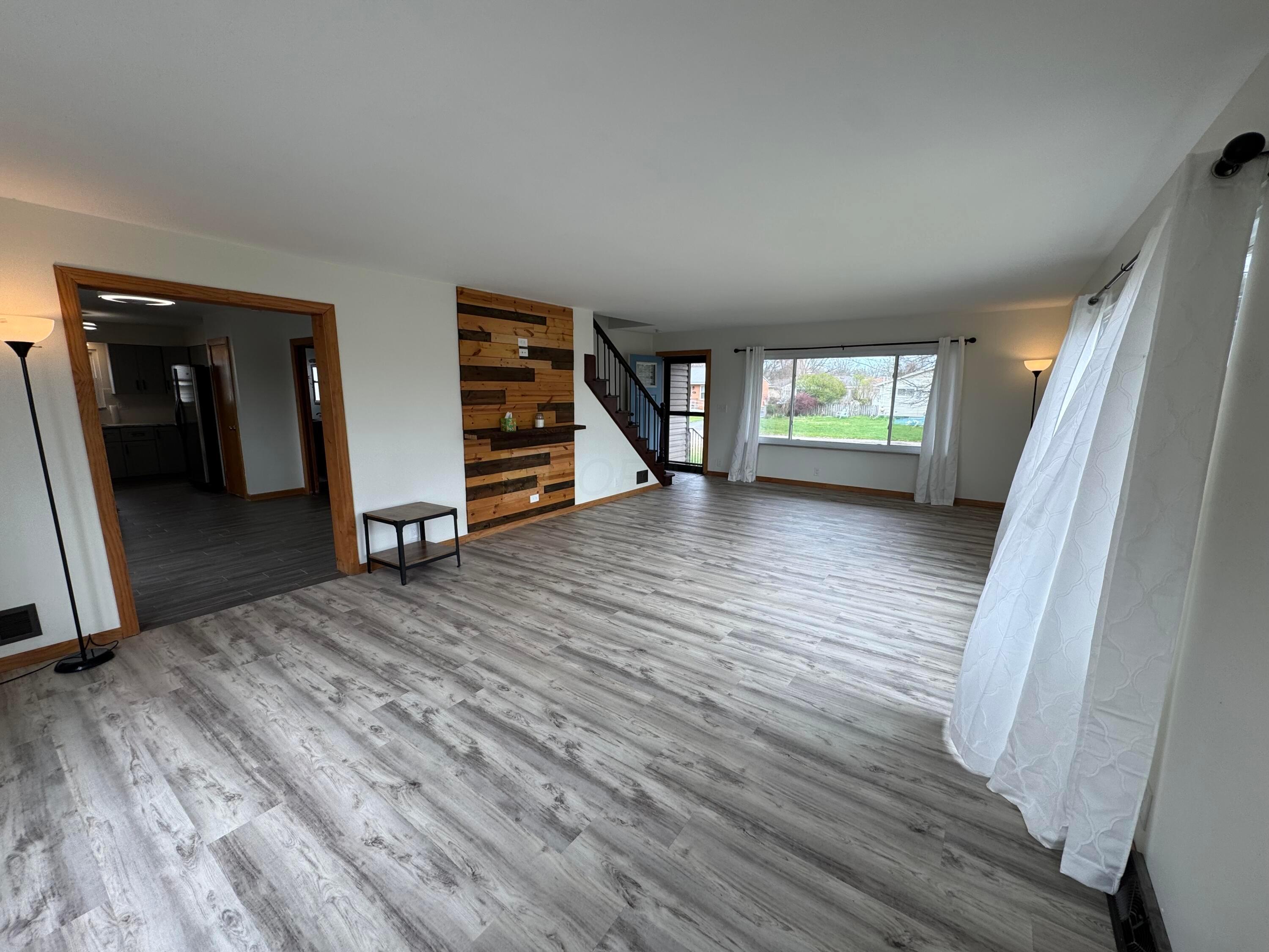 405 Sherwood Drive, Newark, Ohio image 17