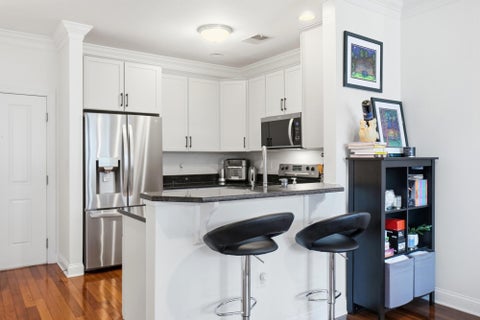 Tiny photo for 971 Ingleside Avenue 109 #109, Columbus, OH 43215 (MLS # 226040323)