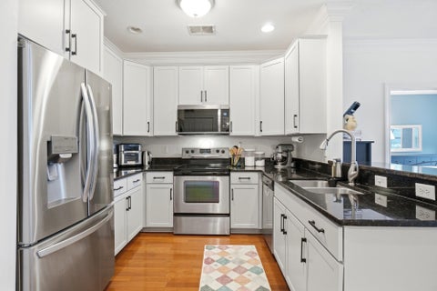 Tiny photo for 971 Ingleside Avenue 109 #109, Columbus, OH 43215 (MLS # 226040323)