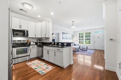 Tiny photo for 971 Ingleside Avenue 109 #109, Columbus, OH 43215 (MLS # 226040323)