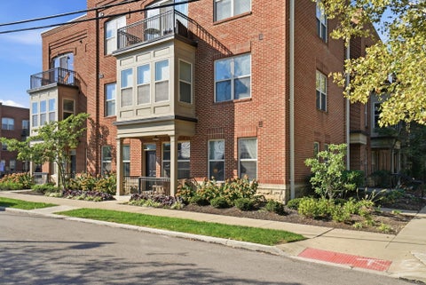Tiny photo for 971 Ingleside Avenue 109 #109, Columbus, OH 43215 (MLS # 226040323)