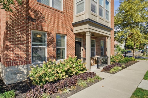 Tiny photo for 971 Ingleside Avenue 109 #109, Columbus, OH 43215 (MLS # 226040323)