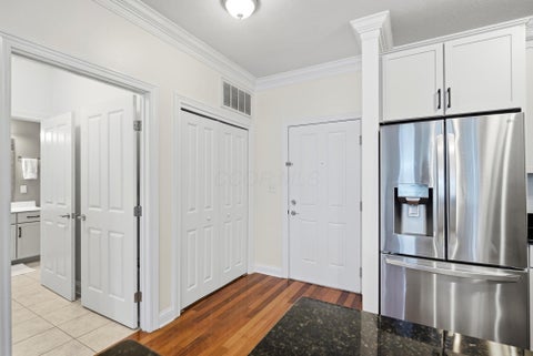 Tiny photo for 971 Ingleside Avenue 109 #109, Columbus, OH 43215 (MLS # 226040323)