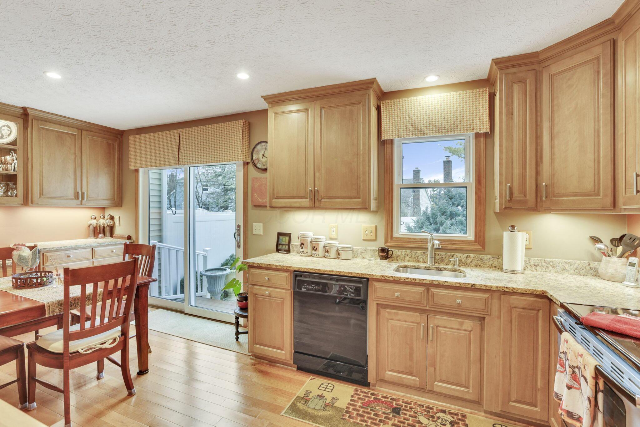 3848 Oakbridge Lane #23-3, Dublin, Ohio image 16
