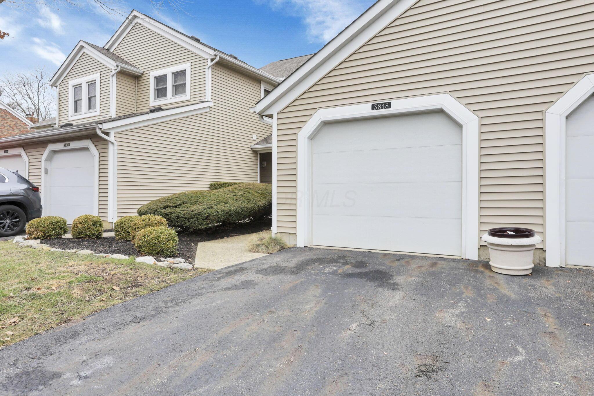 3848 Oakbridge Lane #23-3, Dublin, Ohio image 3