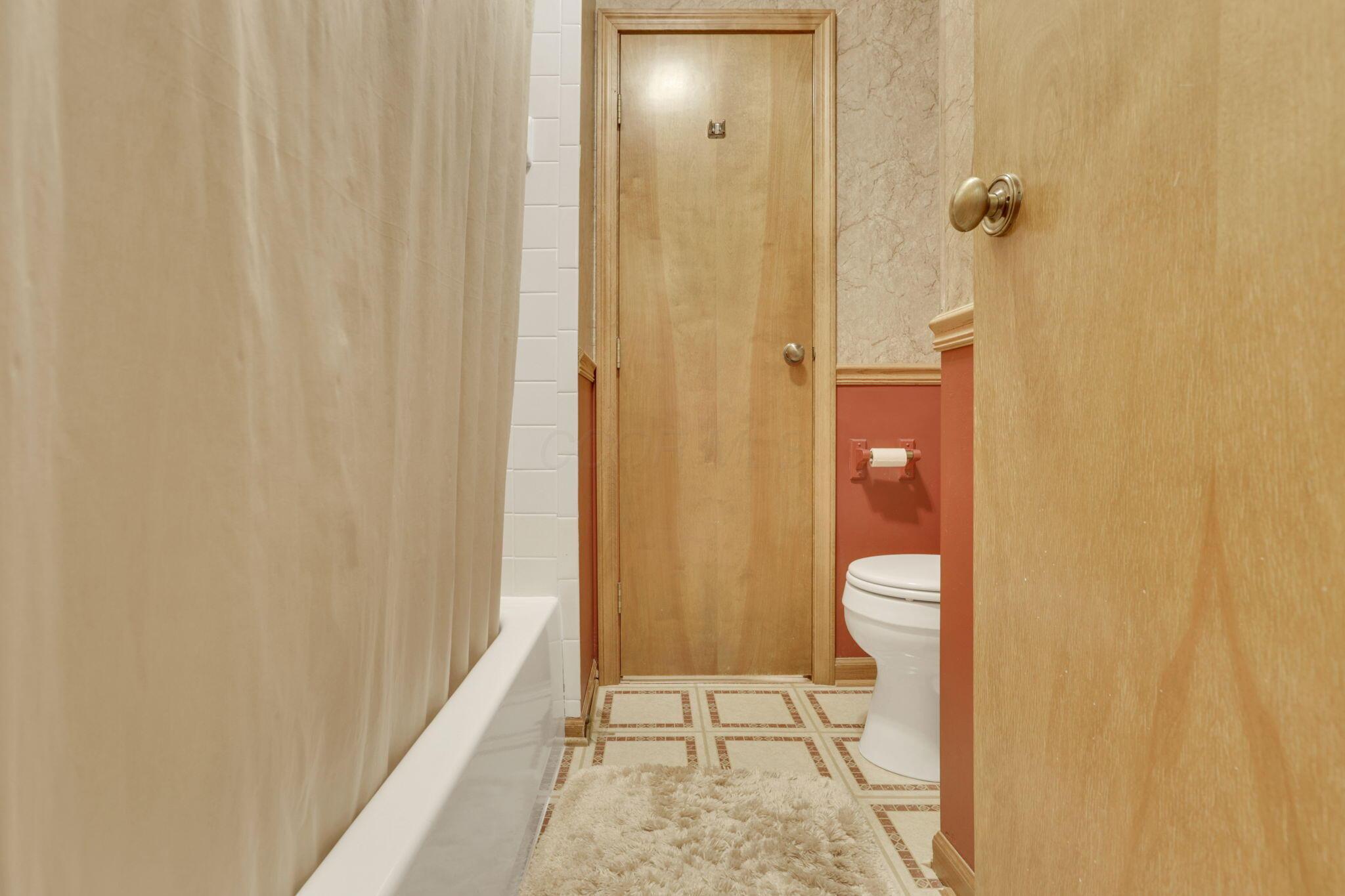 3848 Oakbridge Lane #23-3, Dublin, Ohio image 25