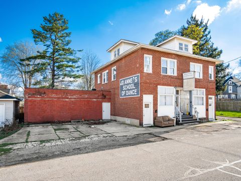 Photo of 645 Indiana Avenue, Marion, OH 43302 (MLS # 226010744)