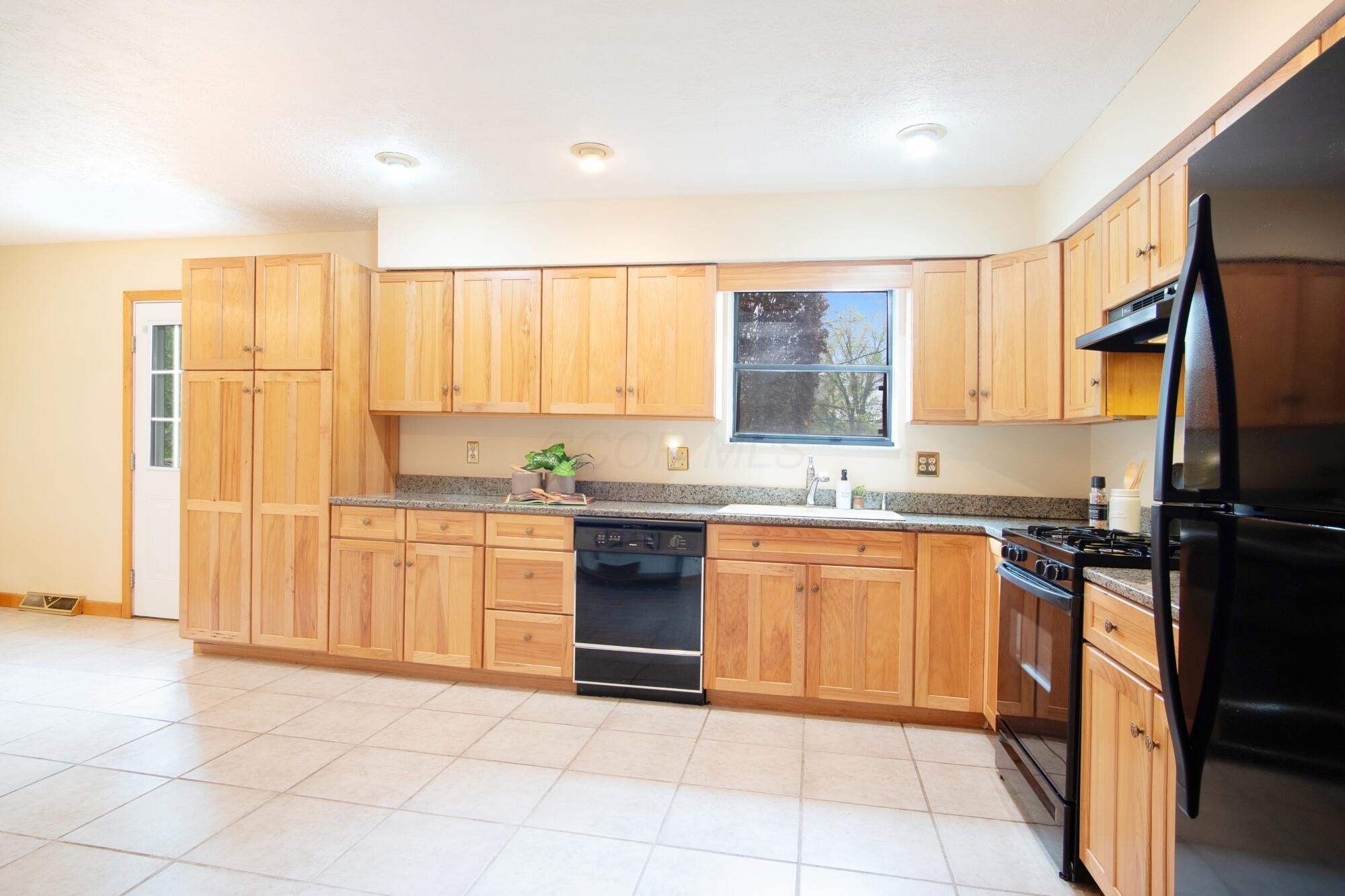 5261 Taylor Lane Avenue, Hilliard, Ohio image 13