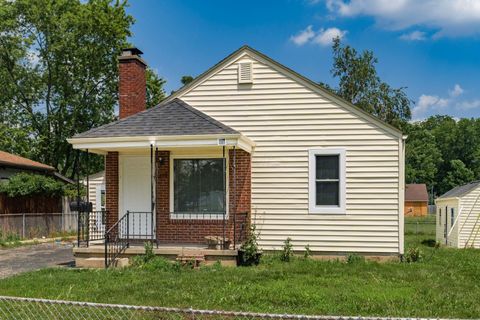 Photo of 1680 Linwood Avenue, Columbus, OH 43207 (MLS # 225023843)